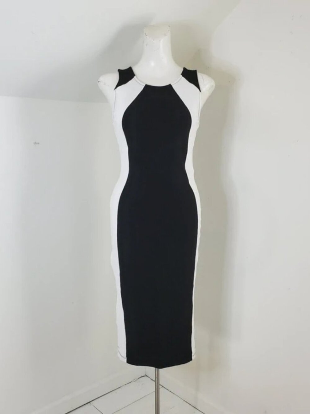 Arden B. Black & White Colorblock Sillhouette Bodycon Pencil Dress